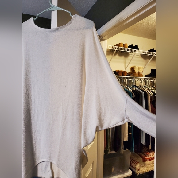 Blue Rain White Oversized Dolman Top - Picture 5 of 7